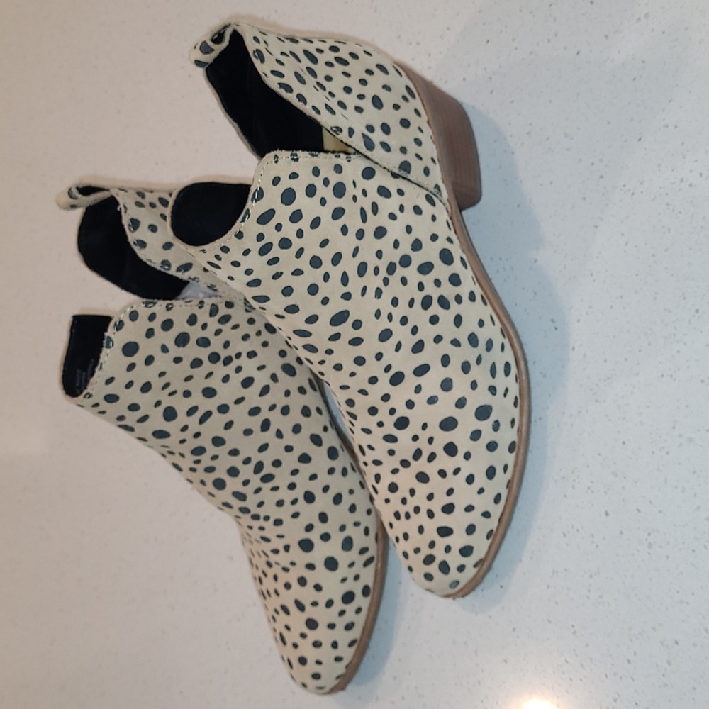 Dolce Vita Leather Leopard Print Kaidie Booties